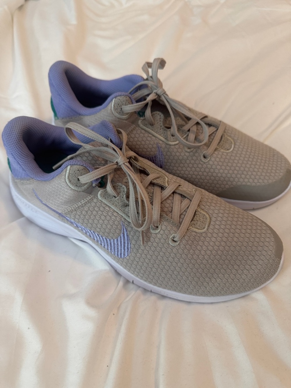 Nike Flex Experience Run 11 Women's Running Shoes Gray/Purple